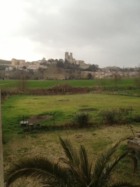 Les Jardins du Rebaut Bed & Breakfast Beziers Bagian luar foto